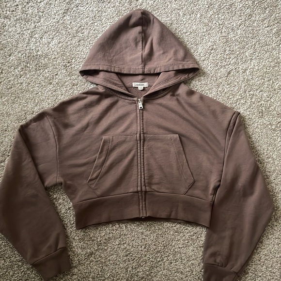 Garage | Cocoon Zippy Hoodie | Cropped Zip Up - Picture 4 of 17